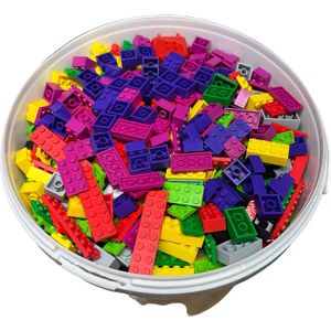 Biobuddi MIX van 3500 bouwstenen (compatible met o.a. LEGO) meer dan 3,5 kg in grote volle 10 liter emmer + 6 x bouwplaat 25.5 cm x 25.5 cm