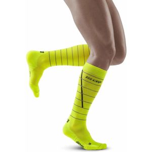 CEP - Reflectie Compressiekousen - neon yellow - Maat (kuitomtrek): Dames IV: Kuitomtrek 39 - 44 cm