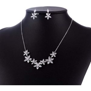 N3 Collecties Choker Cubic Zirconia Jewelry Sets - Bloem ketting met oorbellen