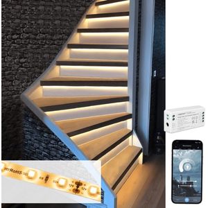 Trapverlichting ledstrip 130 cm met bewegingssensoren - Warm Wit - Zigbee - Werkt met de bekende verlichting apps - Complete set voor max. 16 treden