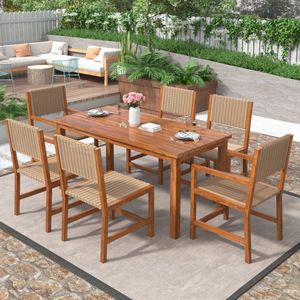 Sweiko 7-delige outdoor eettafel en stoel set voor 6 personen, tuinmeubelen gemaakt van PE rotan, tafelblad gemaakt van Arabisch gomhout, achtertuin gemaakt van Arabisch gomhout, bruin