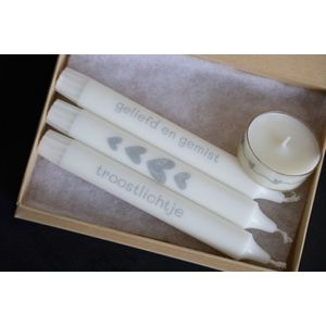 troostlichtje© - Gepersonaliseerde Luxe Witte Kaarsenset met Grijze Troostteksten en Hartjes