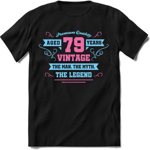 79 Jaar Legend - Feest kado T-Shirt Heren / Dames - Licht Blauw / Licht Roze - Perfect Verjaardag Cadeau Shirt - grappige Spreuken, Zinnen en Teksten. Maat 3XL