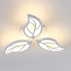 LuxiLamps - 3 Bladvorm Plafondlamp - Warm Wit - Slaapkamer Lamp - Moderne lamp - Led Plafondlamp - Plafoniere