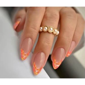 Press On Nails - Nep Nagels - Oranje - Floral - Almond - Manicure - Plak Nagels - Kunstnagels nailart - Zelfklevend