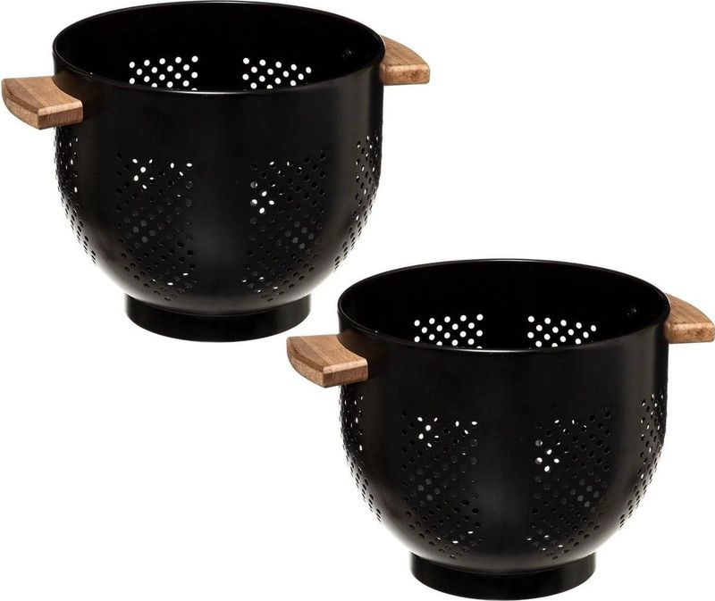 Set van 2x stuks vergiet/zeef op voet zwart 22 x 18,5 cm van ijzer met houten handvaten - Keukenvergieten