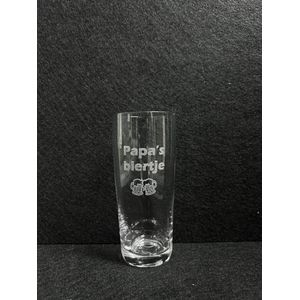 Bierglas gegraveerd - Papa's biertje - Cadeau - Bierfluitje - Verjaardag - Vaderdag - Papa - Persoonlijk bierglas - Glas graveren - Bierglas - Cadeau voor hem - Uniek cadeau