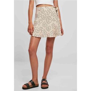 Urban Classics - Viscose flower Korte rok - 4XL - Creme/Zwart