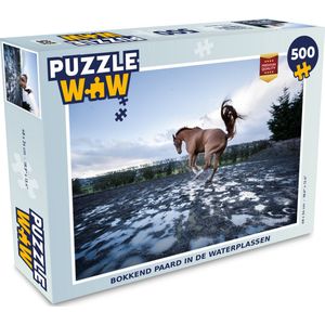 Puzzel Bokkend paard in de waterplassen - Legpuzzel - Puzzel 500 stukjes