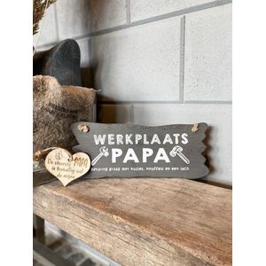 Cadeaupakket papa - vader /Bordje 12x30 cm werkplaats papa GREY + houten hartje stoerste papa  / vaderdag geschenk / vaderdag cadeautjes / verjaardag / opa / papa