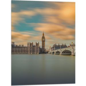 WallClassics - Vlag - Big Ben aan het Water - Londen - 60x80 cm Foto op Polyester Vlag