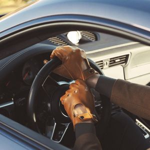 Lichtbruine Autohandschoenen van Schapenleer voor Touchscreens