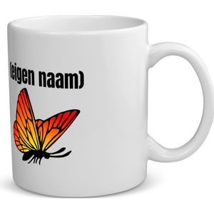 Akyol - oranje vlinder met eigen naam koffiemok - theemok - Vlinder - dieren liefhebber - mok met eigen naam - iemand die houdt van vlinders - verjaardag - cadeau - kado - geschenk - 350 ML inhoud