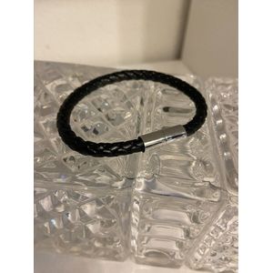 Herenarmband met magnetische sluiting | Moederdag | Verjaardagscadeau| Cadeautje| Valentijnsdag| Kado | sieraden | vaderdag | oorbellen | oorsieraden | armband
