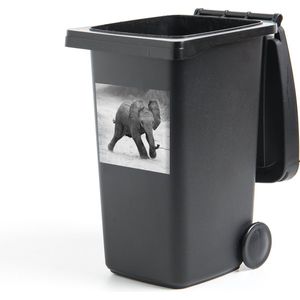 Container sticker Olifant - Baby - Dieren - Pad - Zwart wit - 40x40 cm - Kliko sticker