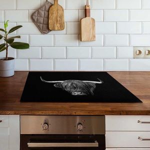 Inductiebeschermer Hooglander met zwarte achtergrond | 80.2 x 52.2 cm | Keukendecoratie | Bescherm mat | Inductie afdekplaat