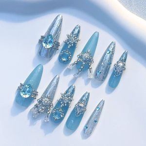 Press On Nails - Handgemaakte Press On Nagels - IJsblauw Lange Almond Nagels - Frosted Fantasy - Maat S