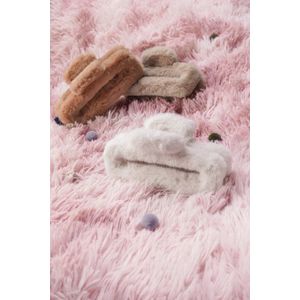 Teddy haarknip - haar klem fluffy - grote haarklem teddy - beige haarklem