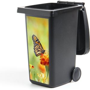 Container sticker Monarchvlinder op bloem - 44x98 cm - Kliko sticker