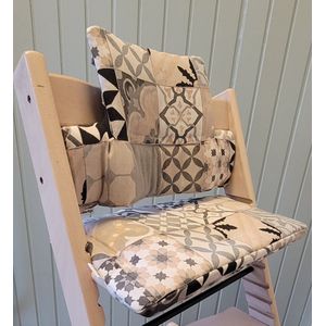 Pebbeltje - kinderstoel kussenset / stoelverkleiner voor Stokke Tripp Trapp - handgemaakt - - stokke kussenset - mozaïek print - Stokke kussen