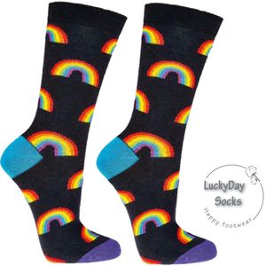 Verjaardag cadeautje voor hem en haar - Regenboog black  Sokken - Valentijnsdag cadeau - Sokken - Leuke sokken - Vrolijke sokken - Luckyday Socks - Sokken met tekst - Aparte Sokken - Socks waar je Happy van wordt - Maat 42-47