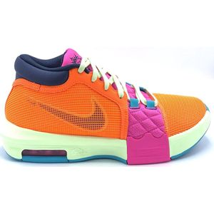 Nike Lebron Witness VIII- Sneakers/ Indoorschoenen Heren- Maat 44.5