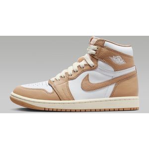 Nike Air Jordan 1 Retro High OG - Sneakers - Unisex - Maat 38.5 - Praline/Sail/Wit