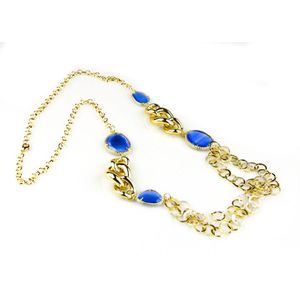 model Chanel collier in brons goudkleurige schakels en blauwe stenen