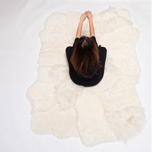 Designer schapenvacht vloerkleed 230 x 160 cm patchwork Ivoor wit; Creme wit | Hoogpolig vloerkleed natuurlijke vorm..