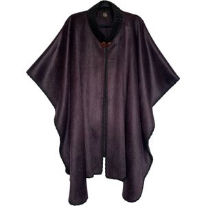 Alpaca D'Luxe Poncho - Donkerpaars - Poncho van alpacawol - Zacht en van Kwaliteit - Handgemaakte poncho - Luxe cadeau - Dames - Heren - Poncho - Paars - Violet - Warm - Comfortabel - Cadeau - Gift - Noël - Sintcadeaus - Kerstpakket - Kerstcadeau