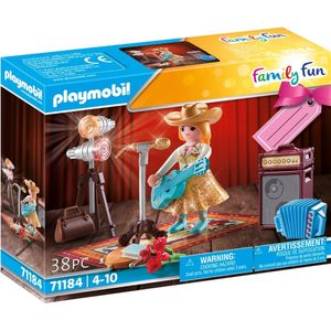 PLAYMOBIL Family Fun Giftset Countryzangeres - 71184