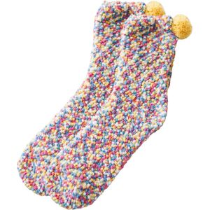 Malinsi Fluffy Candy Sokken Dames - Geel - One Size maat 36-41 - Huissokken - Dikke Wintersokken - Cadeau voor haar - Housewarming - Verjaardag - Vrouw