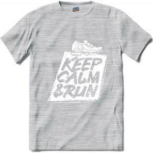 Keep Calm & Run | Hardlopen - Rennen - Sporten - T-Shirt - Unisex - Donker Grijs - Gemêleerd - Maat M