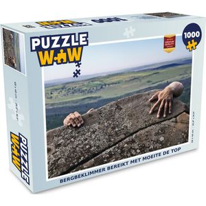 Puzzel Bergbeklimmer bereikt met moeite de top - Legpuzzel - Puzzel 1000 stukjes volwassenen