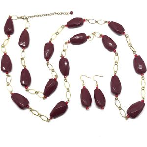 Behave Sieraden set - lange ketting met oorbellen - bordeaux rood goud kleur- 120 cm