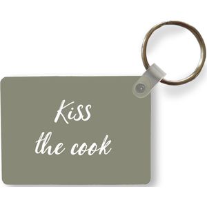 Sleutelhanger - Quotes - Kiss the cook - Spreuken - Kok - Zoen - Uitdeelcadeautjes - Plastic