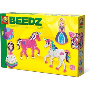 SES Beedz - Strijkkralen met legborden - grondplaten, 2100 strijkkralen en strijkvel - eenhoorns en prinsessen - unicorn - met glitterkralen en stickers - PVC vrij
