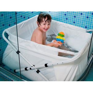 BiBaBad verstelbaar wit 70-90 cm. Maak van je douche een kinderbad. Dit Opvouwbaar Bad kun je in lengte breedte en hoogte aanpassen zodat je optimaal gebruik kunt maken van je doucheruimte.