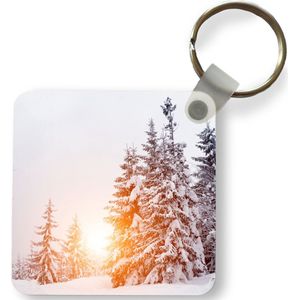 Sleutelhanger - Uitdeelcadeautjes - Zon - Bomen - Sneeuw - Plastic