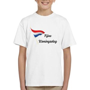 Koningsdag - Kinder T-shirt - Oranje feest - witte t-shirt - Maat 98-104 - T-shirt leeftijd 3 tot 4 jaar - Grappige teksten - Koningsdag Cadeau - T-Shirt cadeau - Quotes - verjaardag - Nederlandse vlag