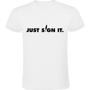 Just sign it Heren T-shirt | notaris | jurist | ambtenaar | contract | tekenen | ondertekenen | handtekening | pen | Wit