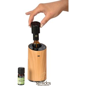 Portable en waterloze Aroma Diffuser - Licht Hout - Incl. 1x Etherische Olie - USB oplaadbaar incl kabel - Aromatherapie - Geurverspreider – Ook handig in de Auto