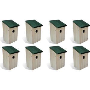 <p>Dit mooie houten vogelhuisje is gemaakt van duurzaam grenenhout en is speciaal ontworpen voor een gelukkige gevederde familie! Het vogelhuisje zal je tuin opfleuren en biedt een veilig onderkomen voor je gevederde vrienden.</p>
<p>Het vogelhuisje heeft een groen dak en een houtkleurige behuizing, wat zorgt voor een natuurlijke uitstraling. Dankzij het metalen ophangonderdeel kan het vogelhuisje eenvoudig in je tuin worden opgehangen.</p>
<p>De levering bevat maar liefst 8 vogelhuisjes, waardoor je meerdere vogelfamilies kunt verwelkomen in je tuin.</p>
<ul>
  <li>Materiaal: massief grenenhout</li>
  <li>Totale afmetingen: 12 x 12 x 22 cm (B x D x H)</li>
  <li>Diameter ingang: 4 cm</li>
  <li>Levering bevat 8 vogelhuisjes</li>
</ul>
<p>Met dit mooie en functionele vogelhuisje creëer je een gastvrije omgeving voor vogels in je tuin. Geniet van het gezellige getjilp en de levendigheid die deze vogelhuisjes met zich meebrengen!</p>