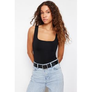 Trendyol Zwart Aansluitende/Plakkerige Achterkant, Gedetailleerde Vierkante Hals, Elastische Gebreide Bodysuit Met Drukknopen Twoss24Bd00026