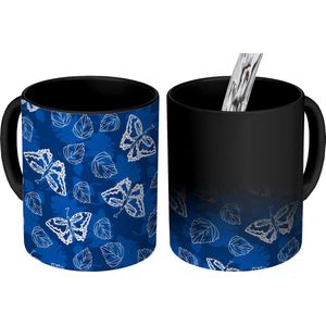 Magische Mok - Foto op Warmte Mokken - Koffiemok - Vlinder - Insecten - Blauw - Wit - Design - Magic Mok - Beker - 350 ML - Theemok