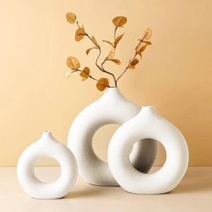 Donut Vaas, Witte Donut Keramische Vaas Set van 3 voor Modern Huisdecoratie,Ronde Matte Vazen voor Pampasgras,Boho Vazen voor Decoratie van Woonkamer,Slaapkamer, Eettafel (Groot+Medium+Klein)