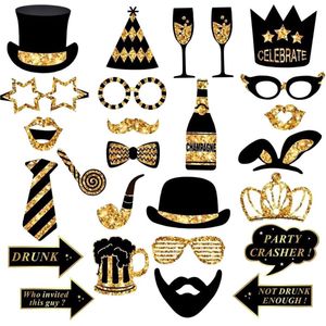 Photobooth props BIEK20® - 26 stuks - Fotohokje Rekwisieten - Feest - Verjaardag - Geslaagd - Oud en Nieuw - Bruiloft  - Gala - Selfie - Foto accessoires