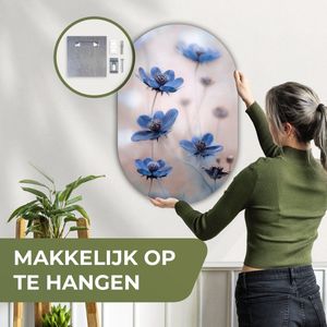 Cosmos - Bloemen - Natuur - Blauw Kunststof plaat (5mm dik) - Ovale spiegel vorm op kunststof