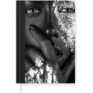 Notitieboek - Schrijfboek - Vrouw - Zilver - Zwart - Blauw - Notitieboekje klein - A5 formaat - Schrijfblok