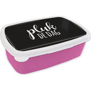 Broodtrommel Roze - Lunchbox - Brooddoos - Quotes - Spreuken - Carpe diem - Pluk de dag - 18x12x6 cm - Kinderen - Meisje